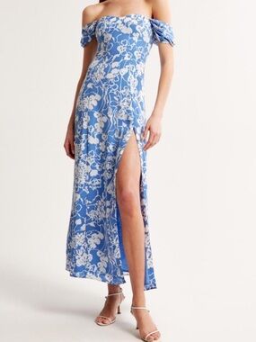 Abercrombie & Fitch Blue and White Off-Shoulder Floral Maxi Dress with High Slit